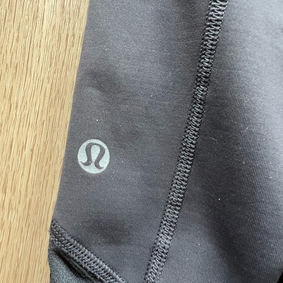 Lululemon Cropped Leggings - Picture 7 of 9